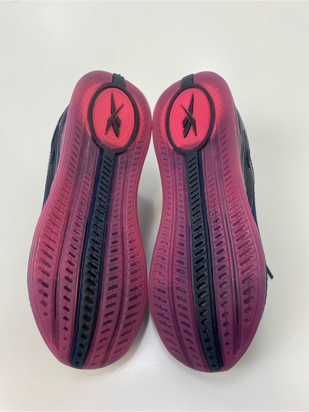 Reebok Women's Sneaker - Picture 6 of 6